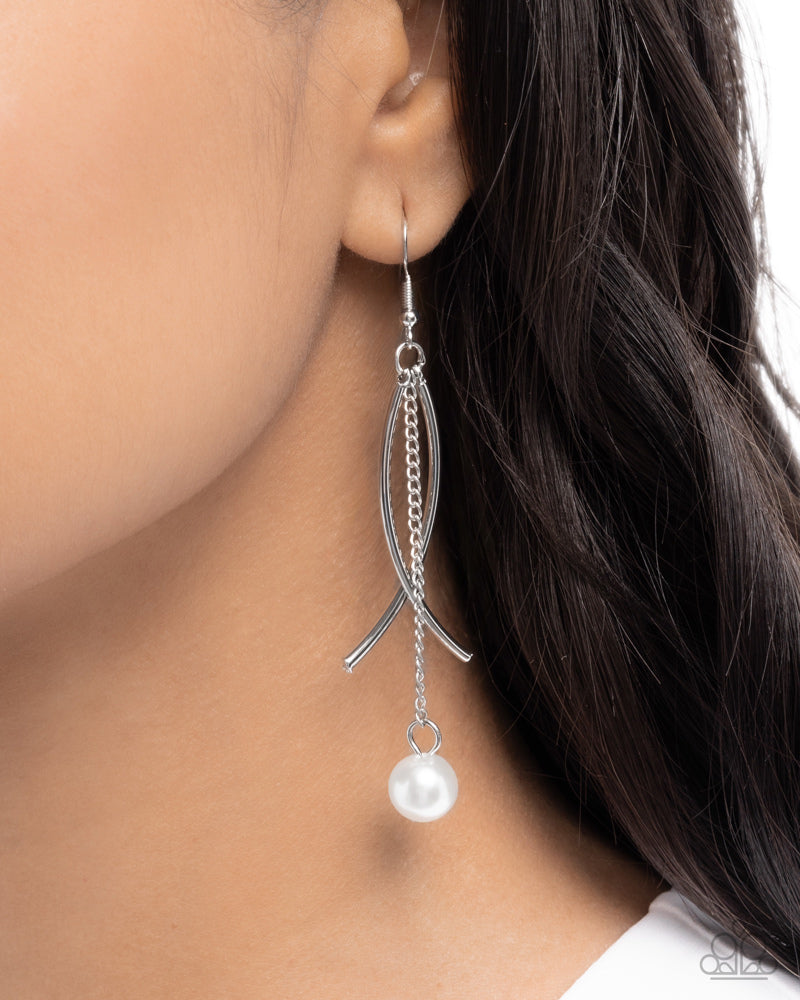 captivating-curves-white-81426-p5re-wtxx-662xx