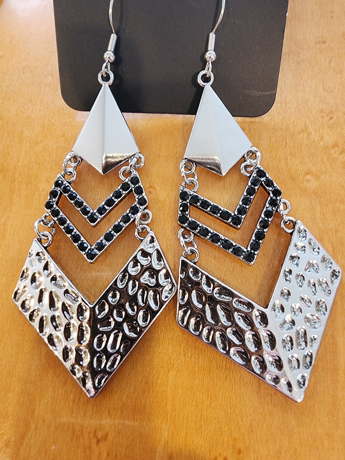 Paparazzi ♥ Work Hazard - Black ♥ Earrings