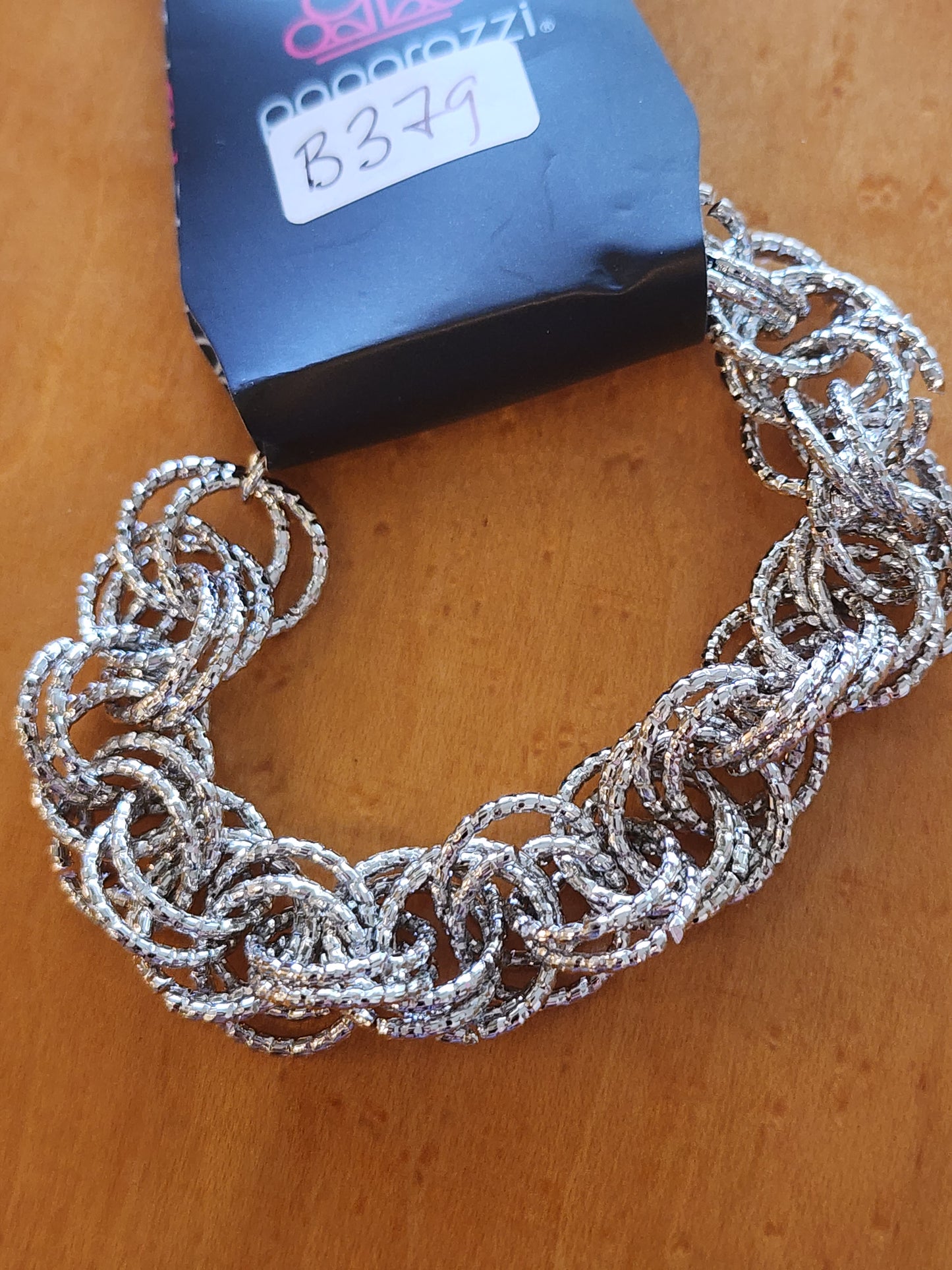 Paparazzi ♥ Audible Shimmer - Silver ♥ Bracelet