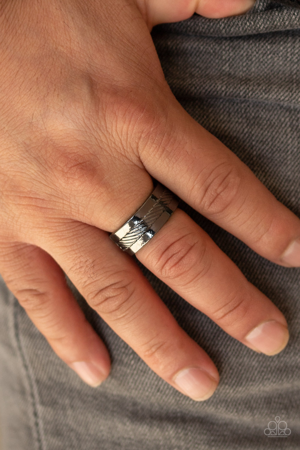 scrape-the-barrel-black-p4mn-urbk-027xx