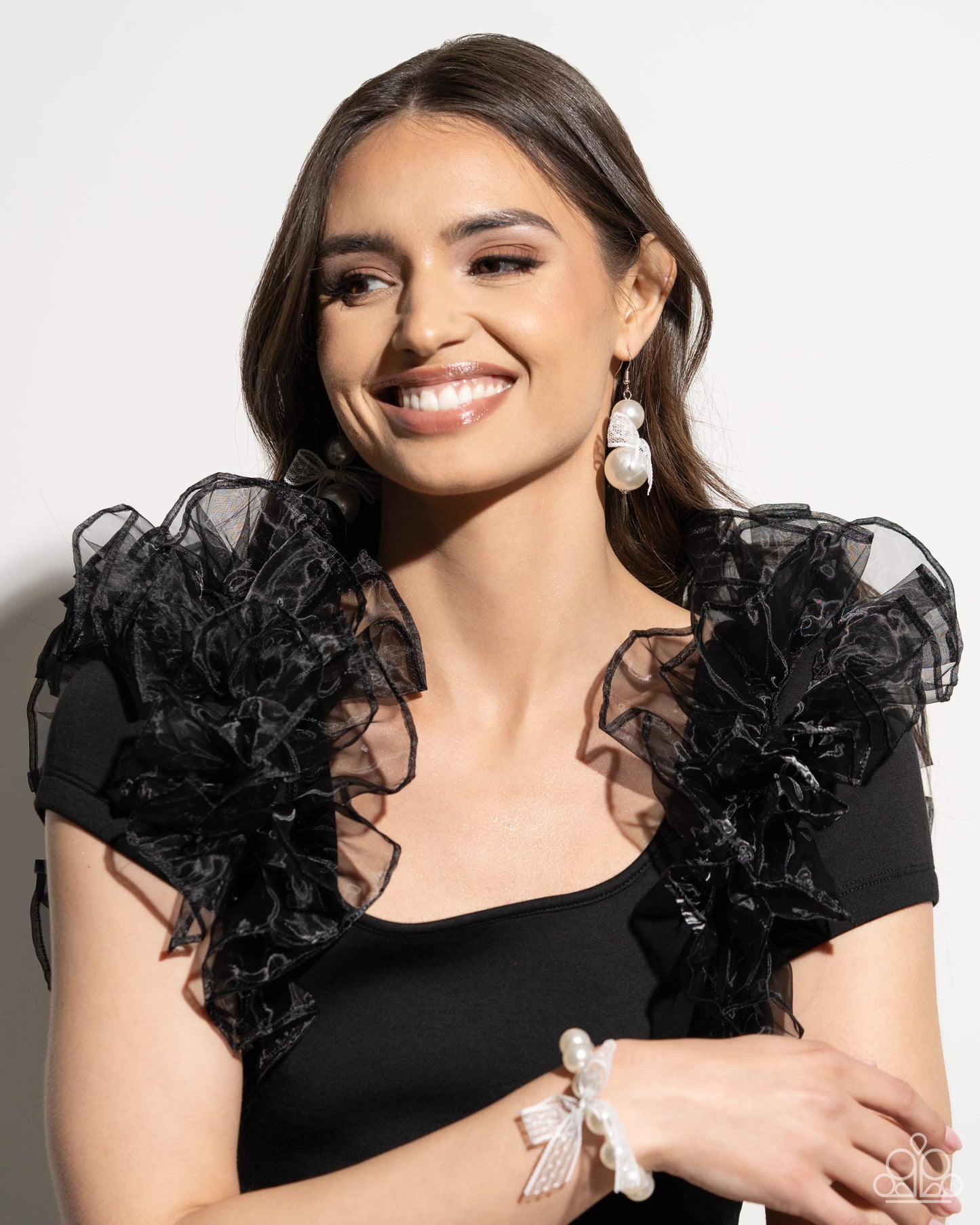 girly-glam-white-p9re-wtxx-597vu