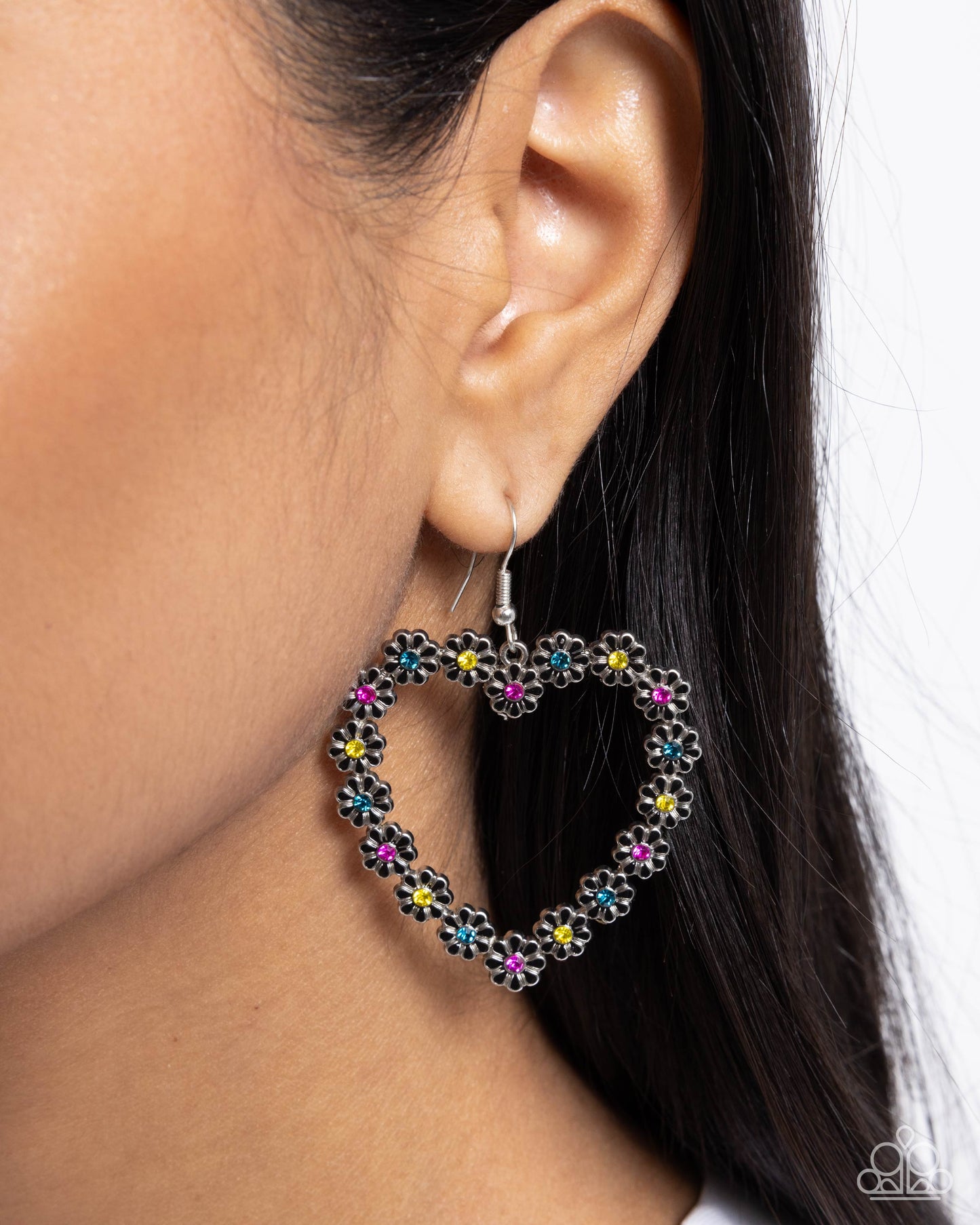 beautiful-take-black-p5wh-bkxx-247xx