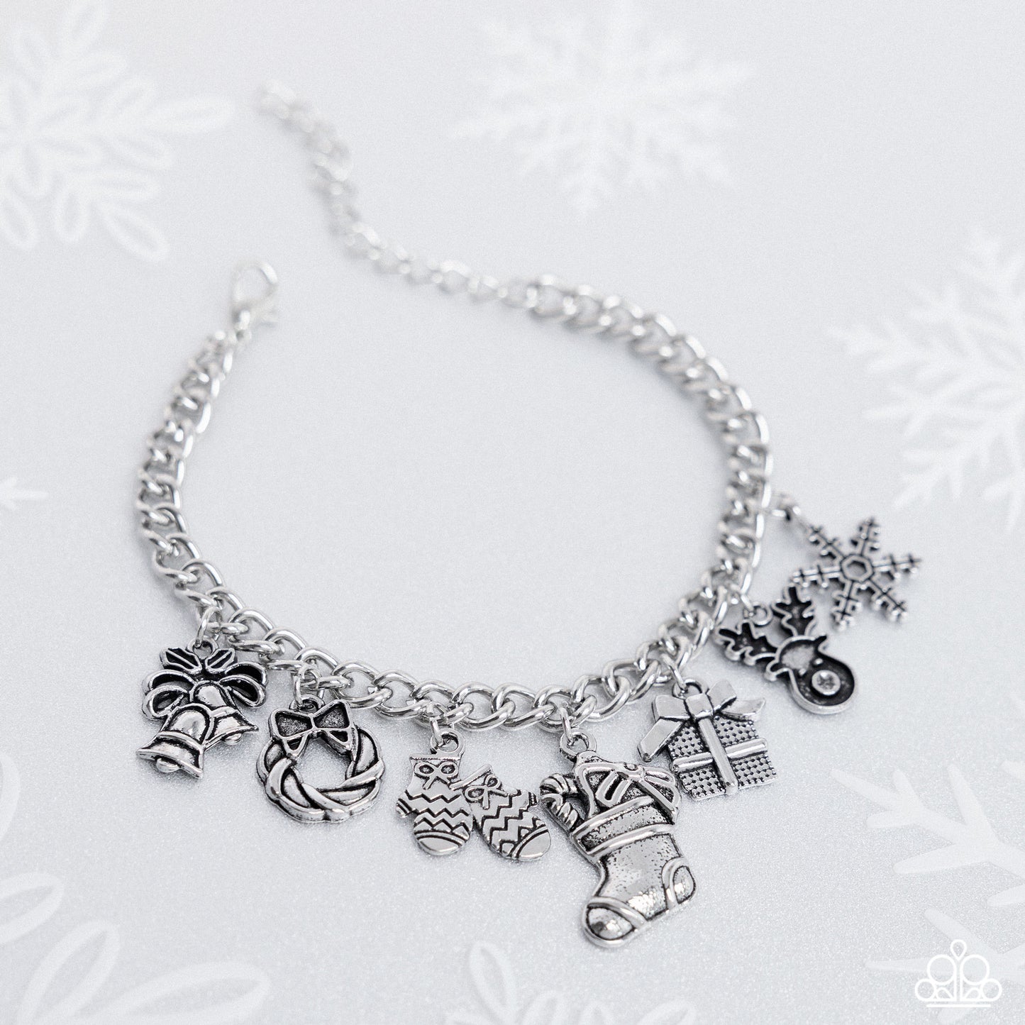 christmas-classics-silver-p9wh-svxx-266xx