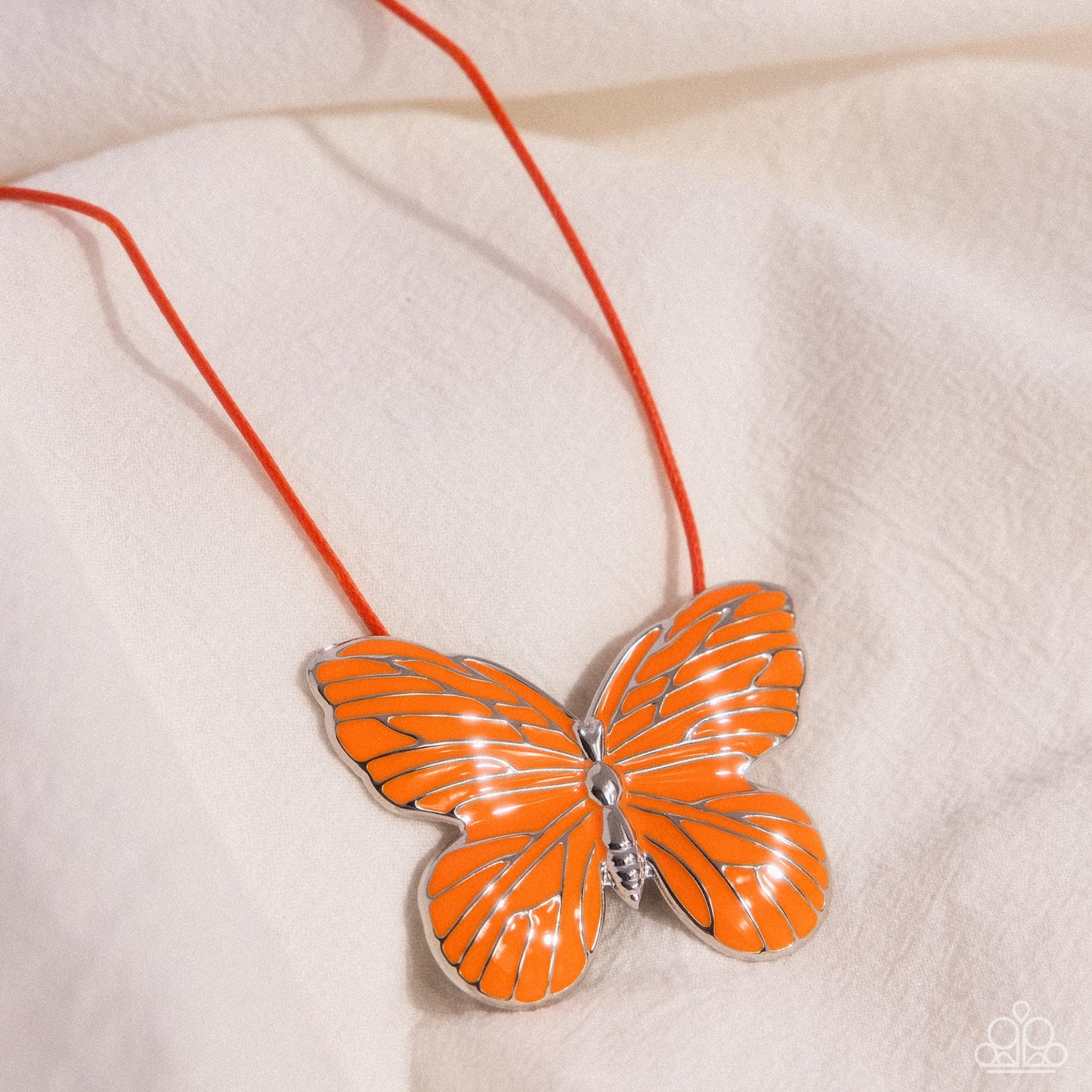 fluttering-fervor-orange-p2wh-ogxx-286xx