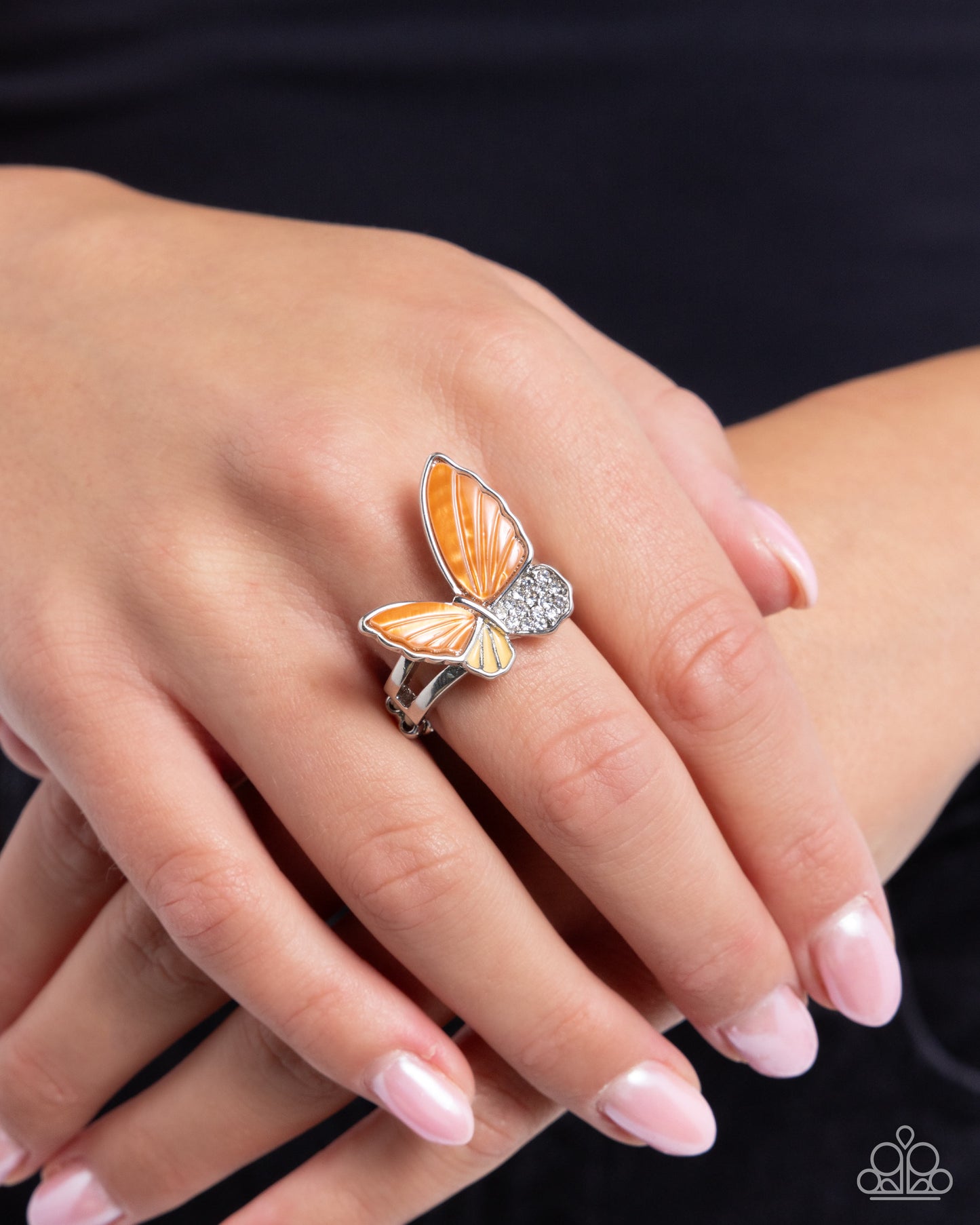 fluttering-fidelity-orange-p4wh-ogxx-155xx