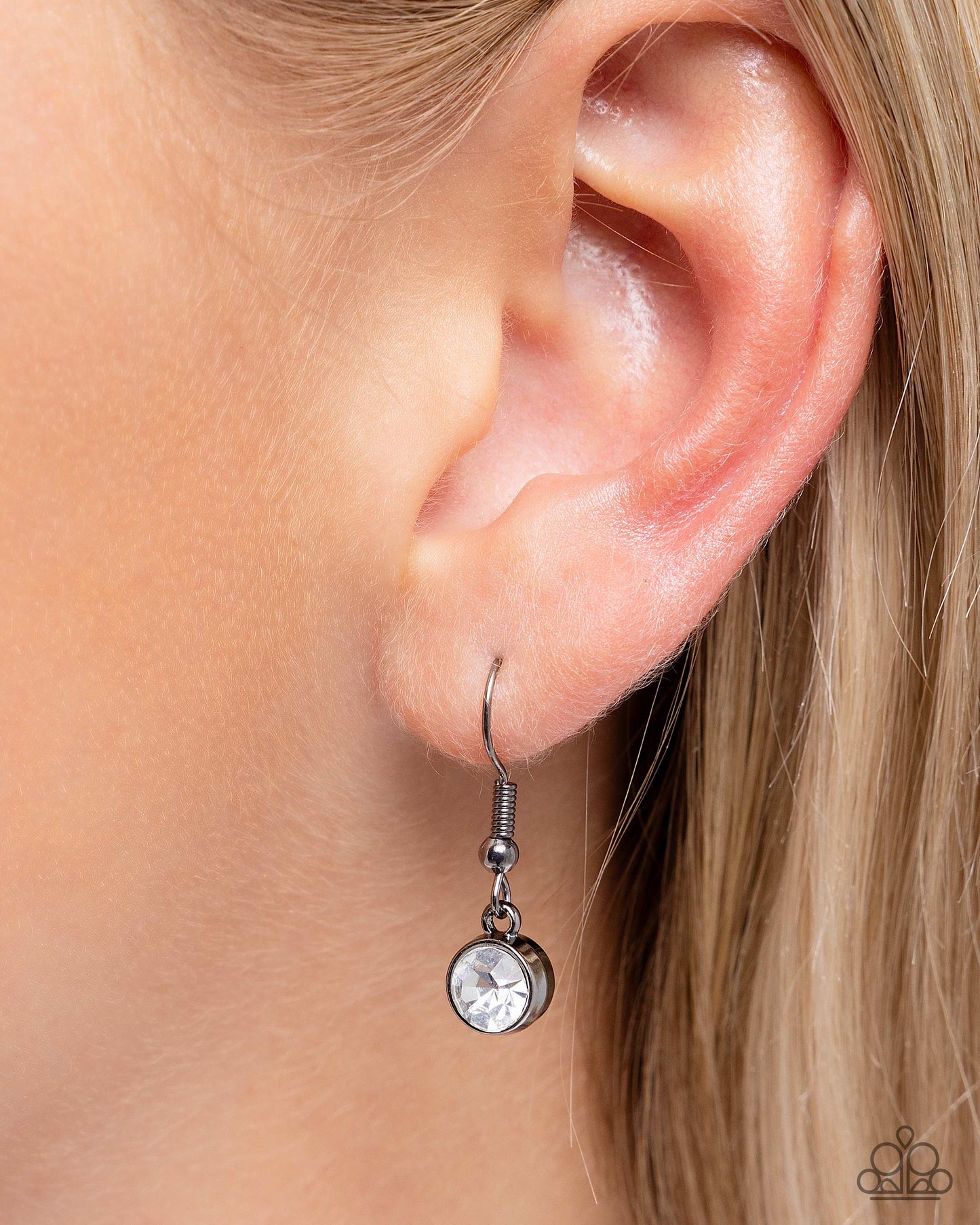 abundantly-abstract-black-p2st-bkxx-254xx