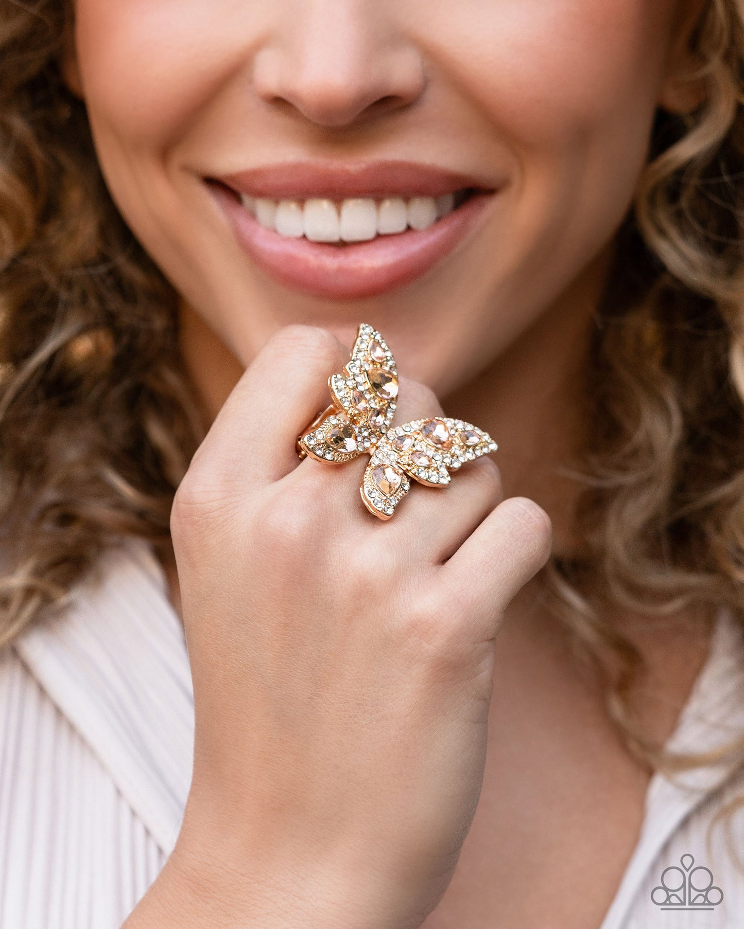 fluttering-feeling-gold-p4re-gdxx-304xx