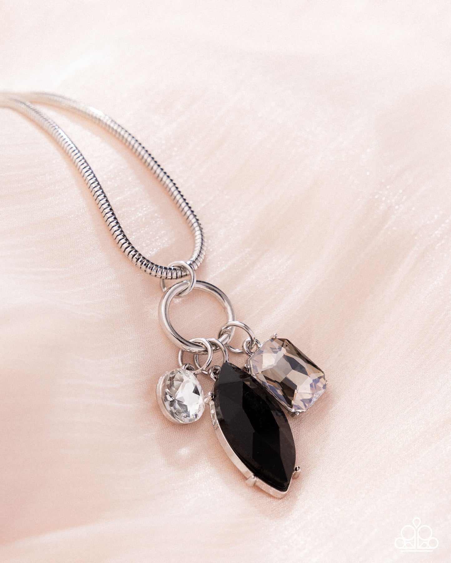 lively-luminescence-black-p2da-bkxx-215xx