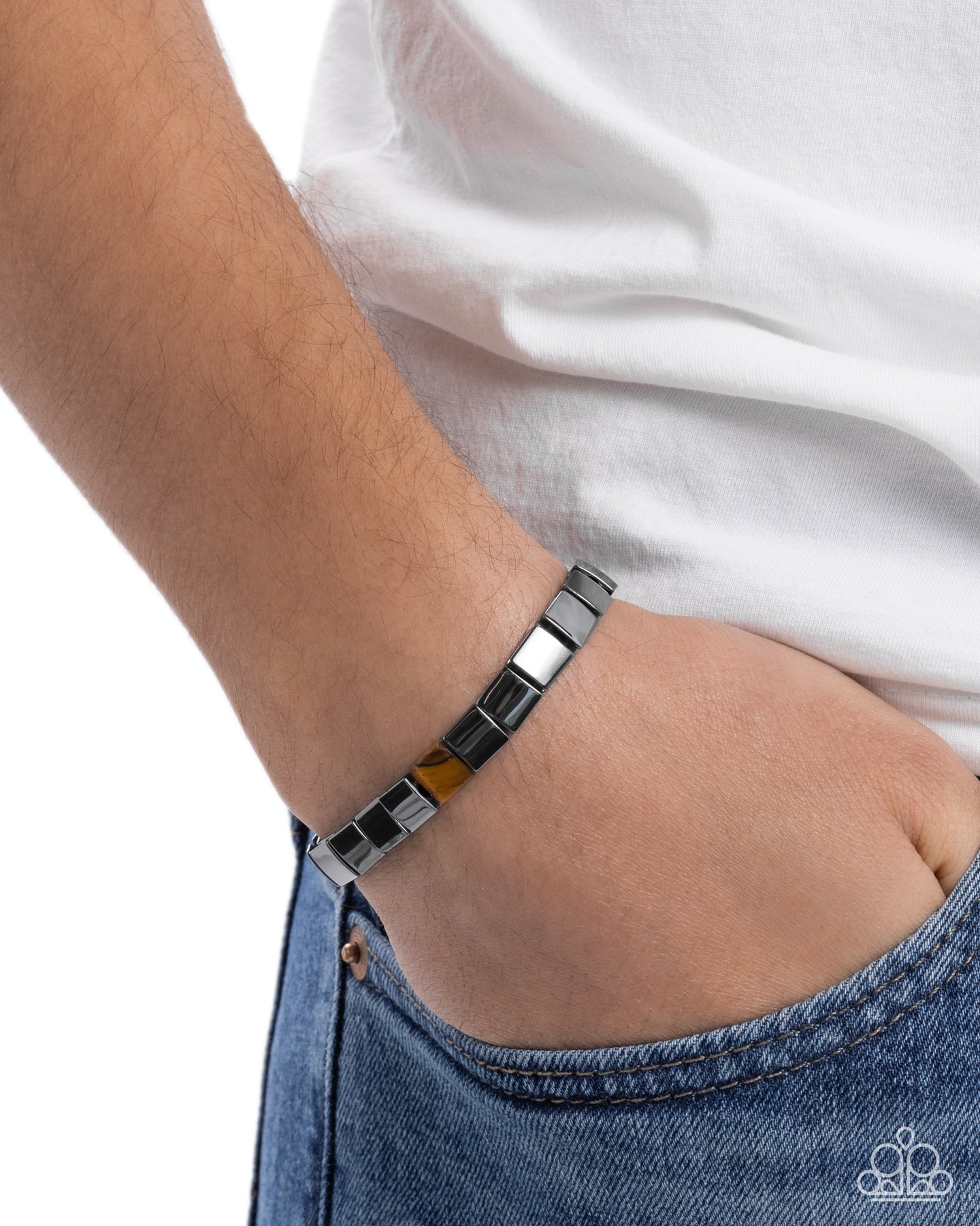 sporadic-squares-brown-p9mn-urbn-010xx