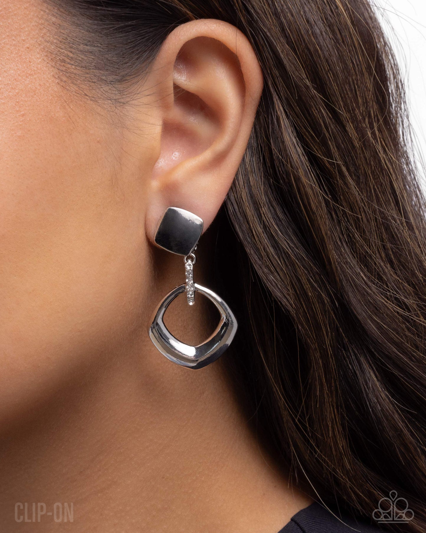 square-shopaholic-white-p5co-wtxx-160xx