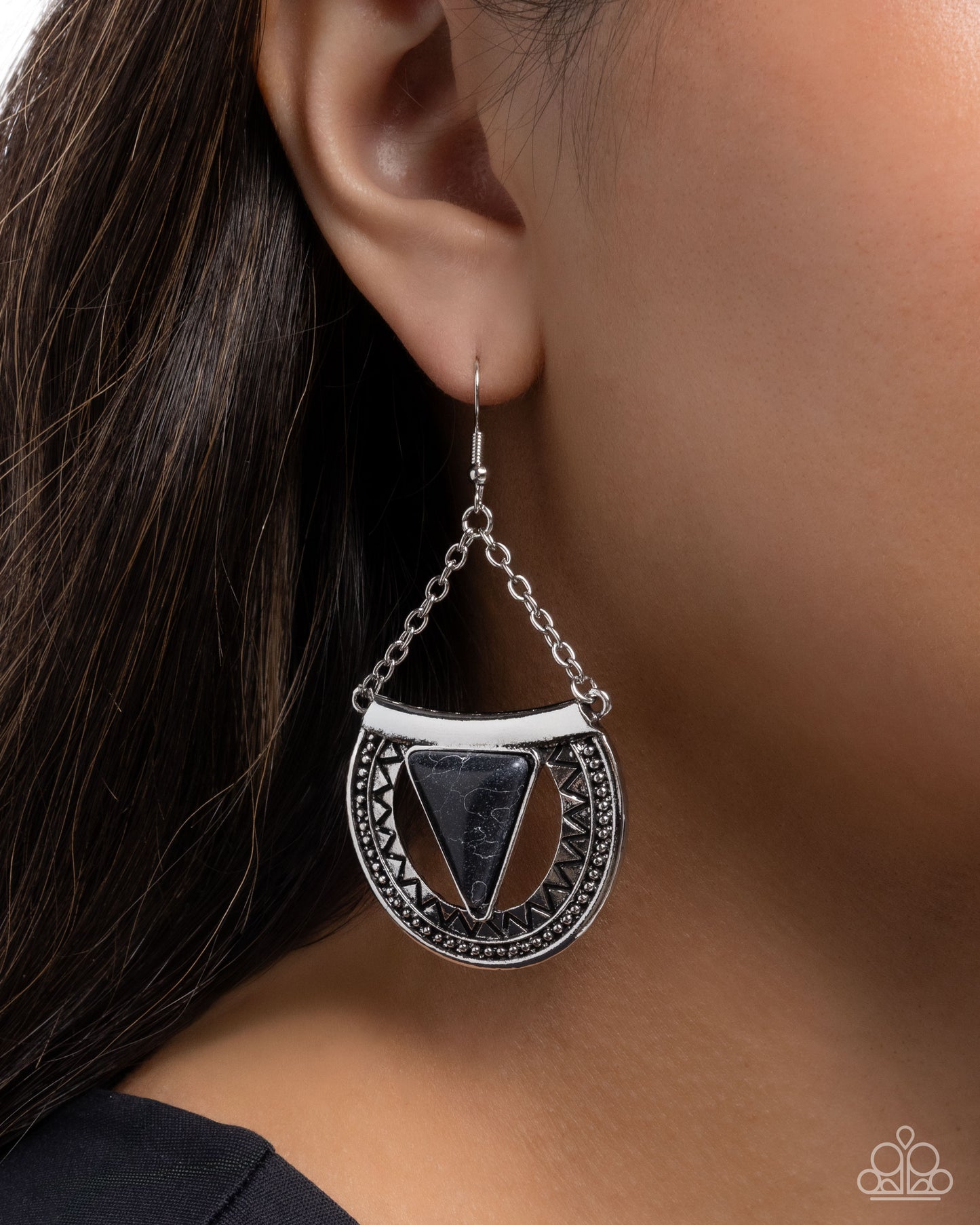 adorably-ancient-black-p5se-bkxx-384xx