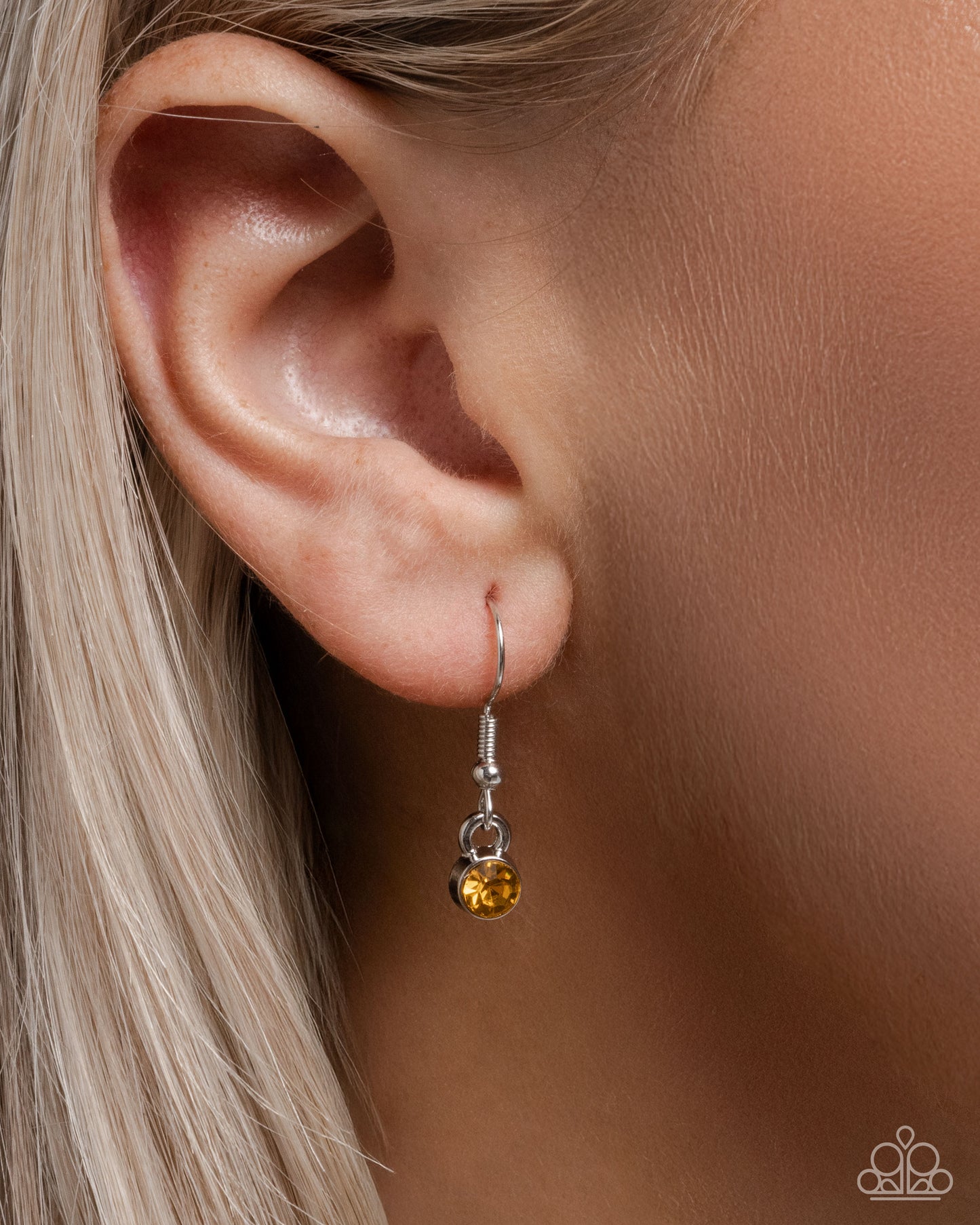 gliding-glam-yellow-p2da-ywxx-106xx