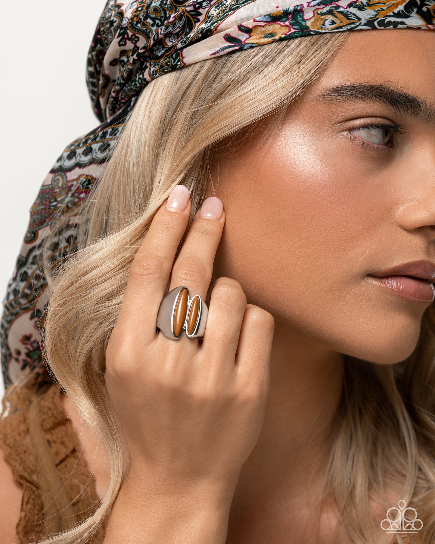 dramatic-duel-brown-p4se-bnxx-173xx