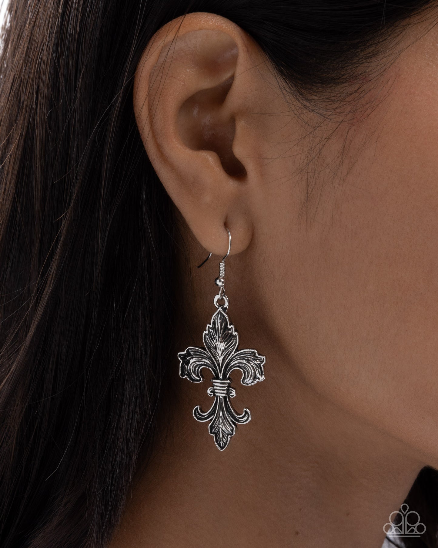 fancy-fleur-de-lis-silver-p5se-svxx-212xx