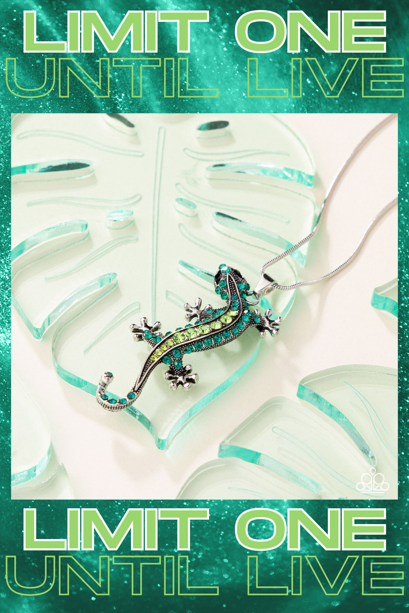 Paparazzi ♥ Shimmery Salamander - Green ♥ Necklace