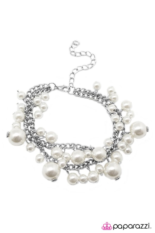 Paparazzi ♥ Fine Dining - White ♥ Bracelet