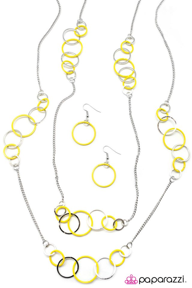 Paparazzi ♥ Feeling Bubbly - Yellow ♥ Necklace