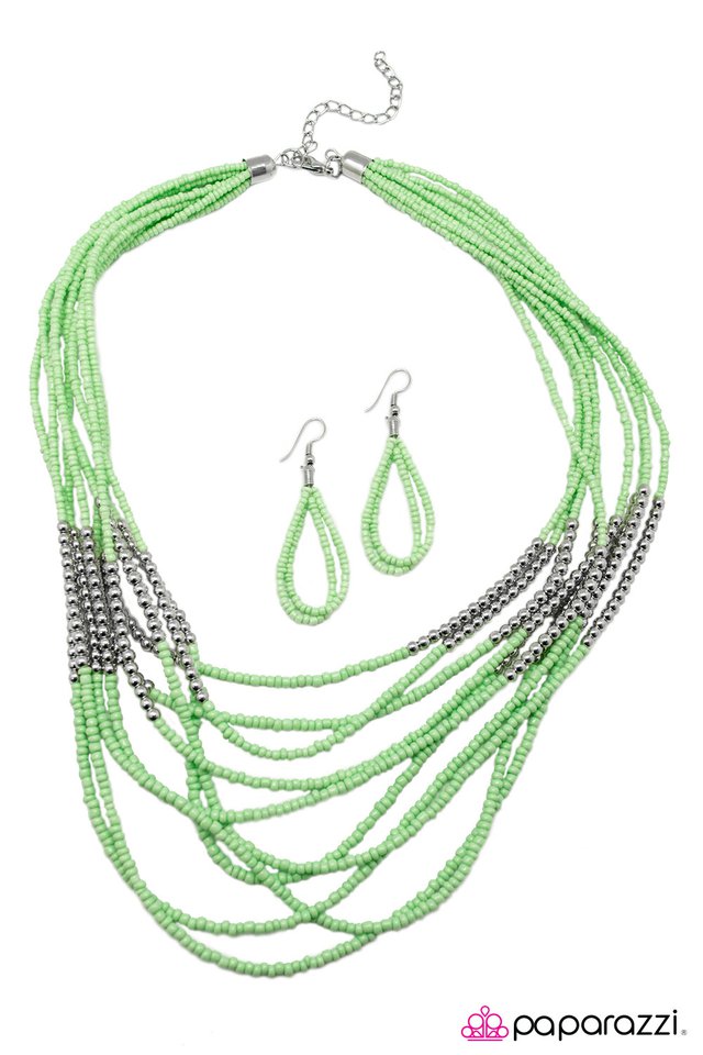 Paparazzi ♥ Get With The BEAD - Green ♥ Necklace