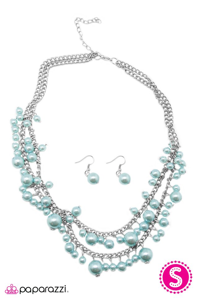 Paparazzi ♥ The Grand Banquet - Blue ♥ Necklace