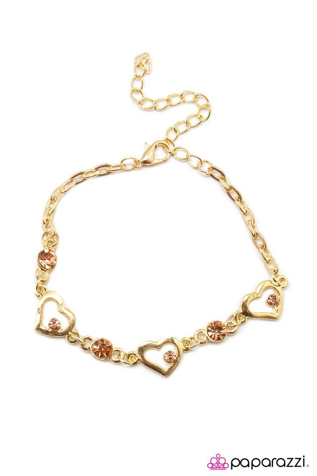 Paparazzi ♥ My Heart Will Go On - Gold ♥ Bracelet