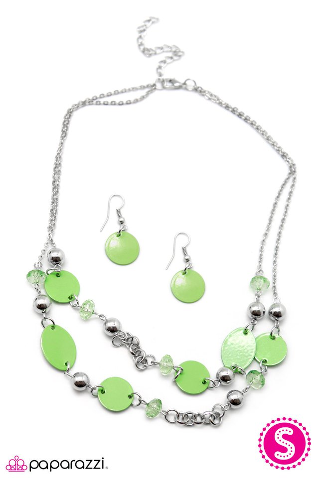Paparazzi ♥ Bon Adventure! - Green ♥ Necklace