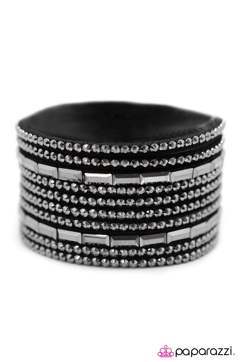 Paparazzi ♥ Name Your Price - Black ♥ Bracelet