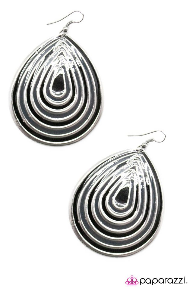 Paparazzi ♥ In A Round About Way - Multi ♥ Earrings