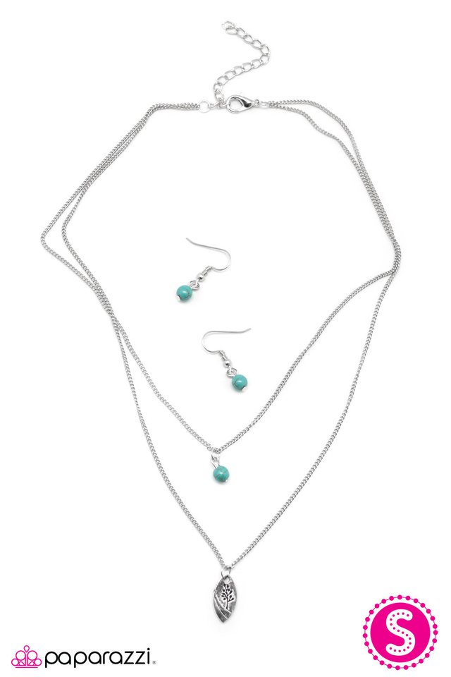 Paparazzi ♥ One Tree Hill - Blue ♥ Necklace