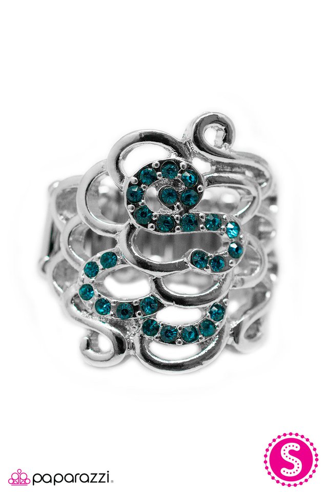 Paparazzi ♥ Dont Hold Your Breath - Blue ♥ Ring