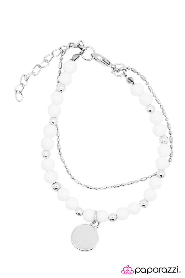 Paparazzi ♥ Dreaming Big - White ♥ Bracelet