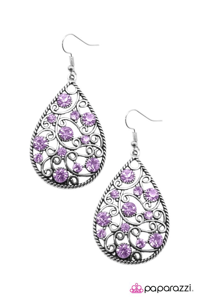 Paparazzi ♥ DEW The Right Thing - Purple ♥ Earrings