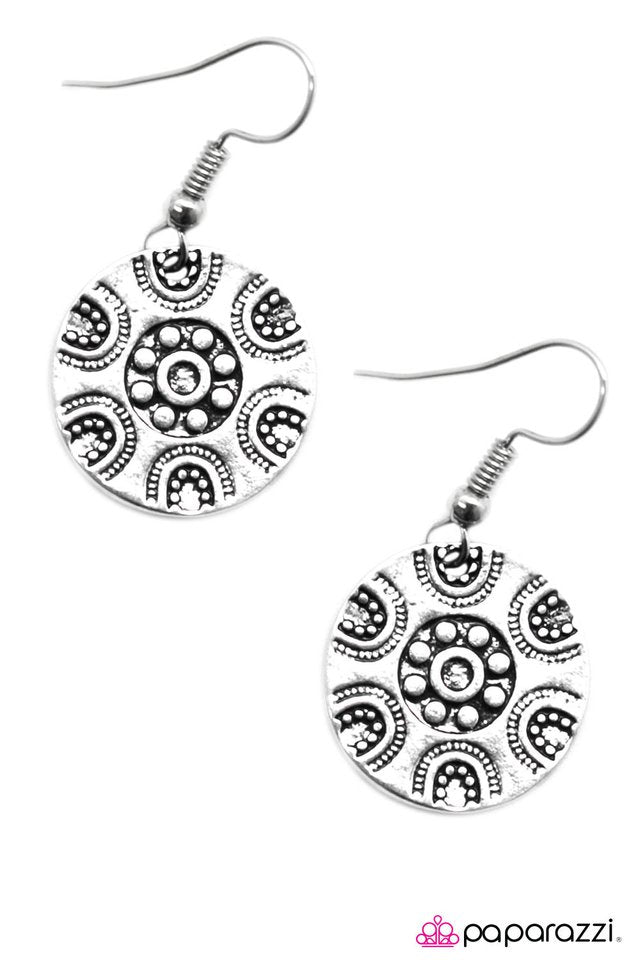 Paparazzi ♥ Culture Shock - Silver ♥ Earrings