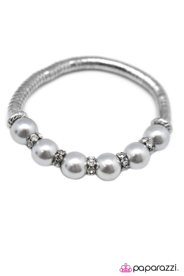 Paparazzi ♥ If I Were A Rich Girl - Silver ♥ Bracelet