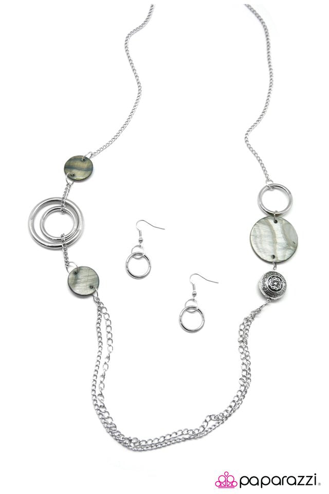 Paparazzi ♥ Sink or Swim - Silver ♥ Necklace