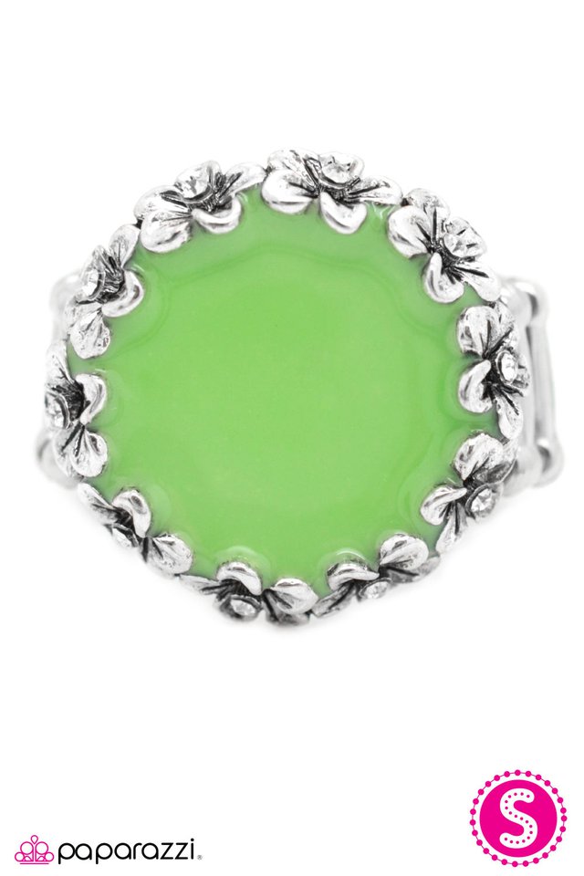 Paparazzi ♥ The Summer Games - Green ♥ Ring