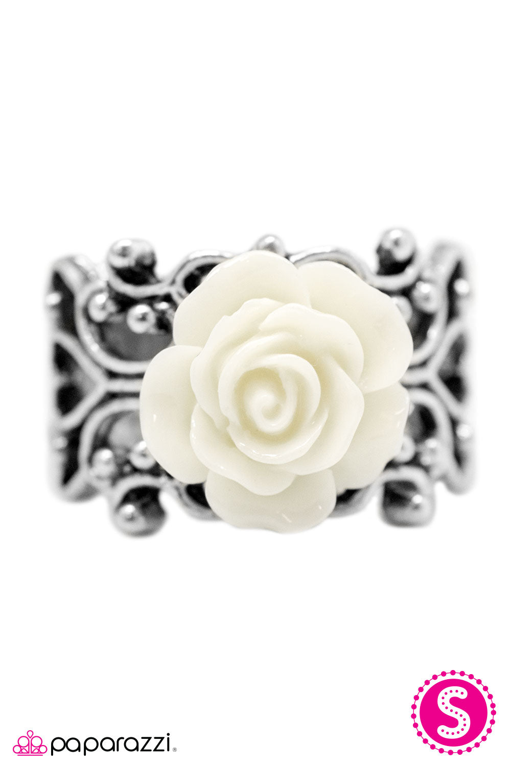 Paparazzi ♥ The Rose Society - White ♥ Ring