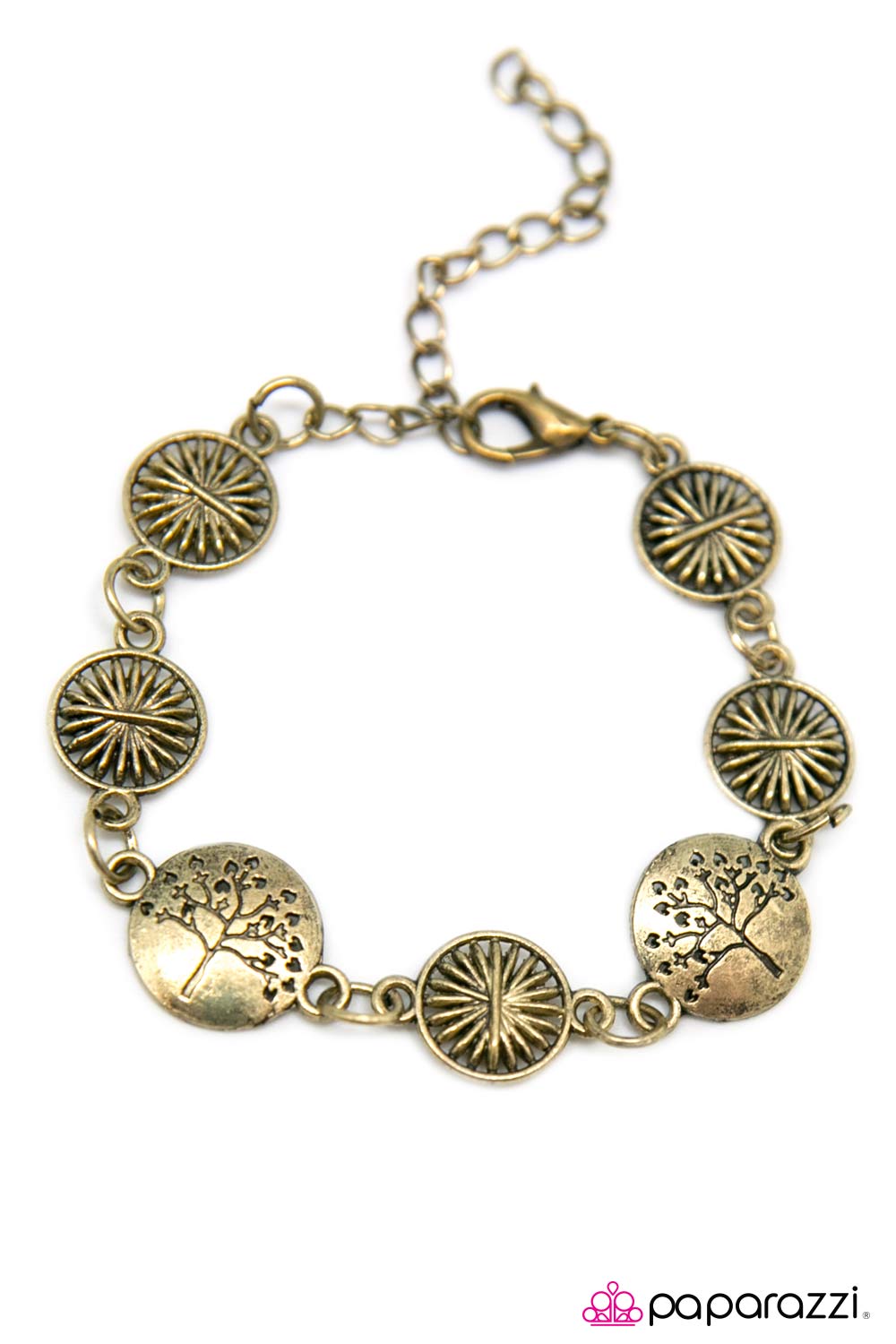 Paparazzi ♥ A Walk Outside - Brass ♥ Bracelet