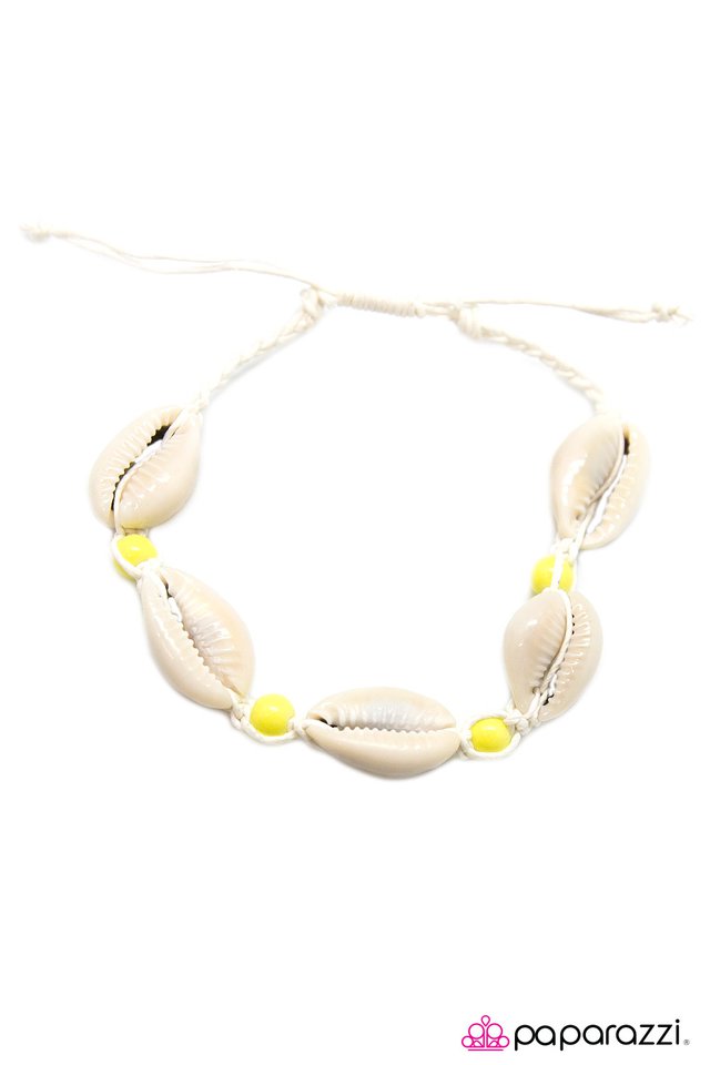 Paparazzi ♥ SEAing Is Believing - Yellow ♥ Bracelet