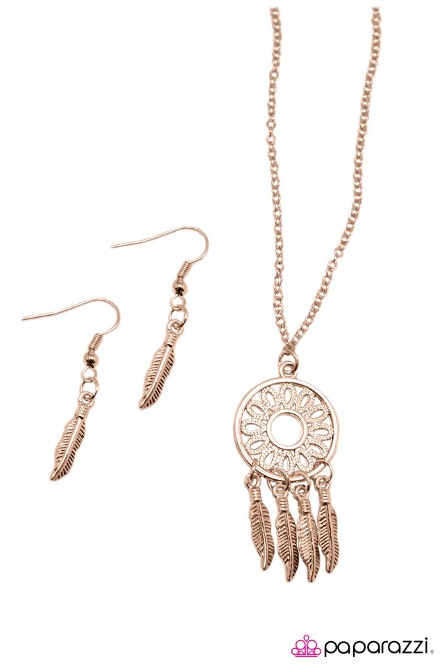 Paparazzi ♥ The Girl of Your Dreams - Rose Gold ♥ Necklace