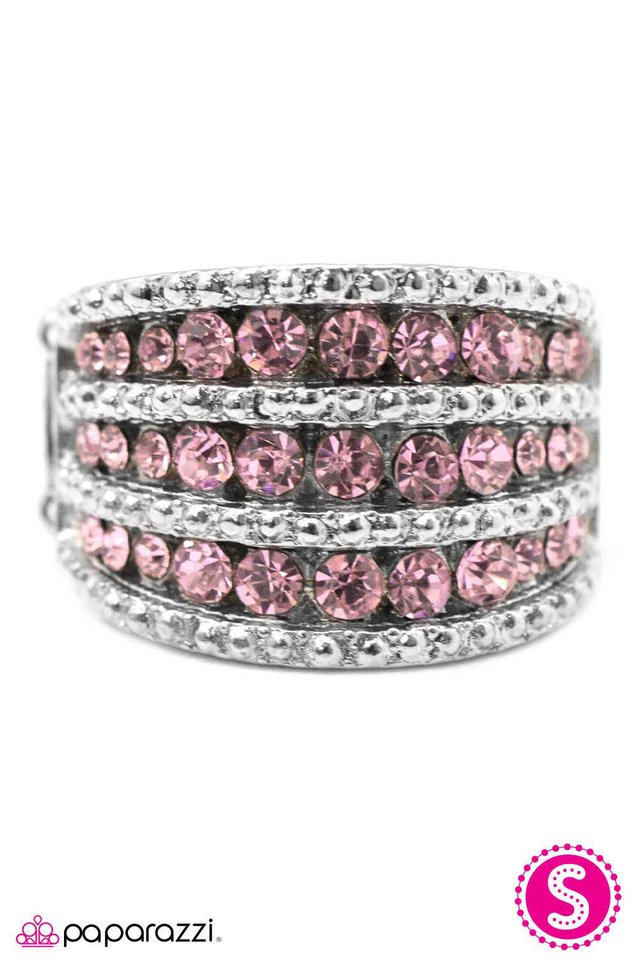 Paparazzi ♥ Million Dollar Baby - Pink ♥ Ring