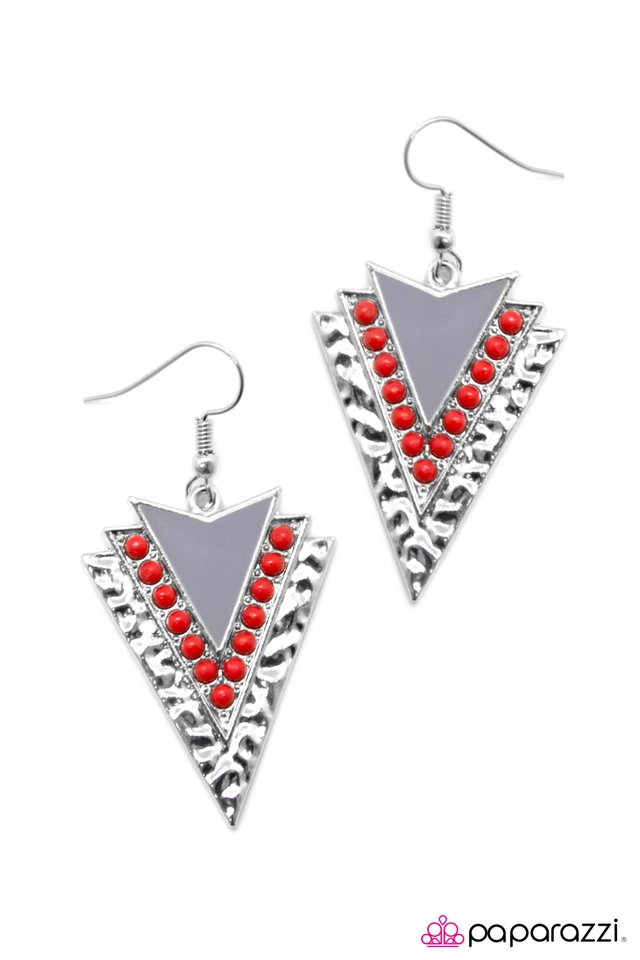 Paparazzi ♥ Breakout Artist - Red ♥ Earrings