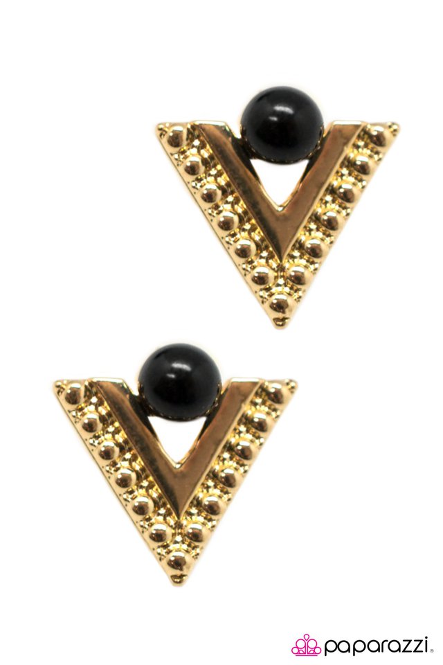 Paparazzi ♥ Aztec Empire - Black ♥ Post Earrings