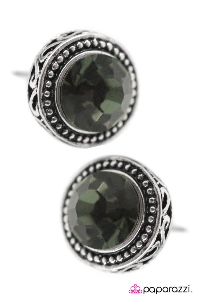 Paparazzi ♥ Sweet and Simple - Black ♥ Post Earrings