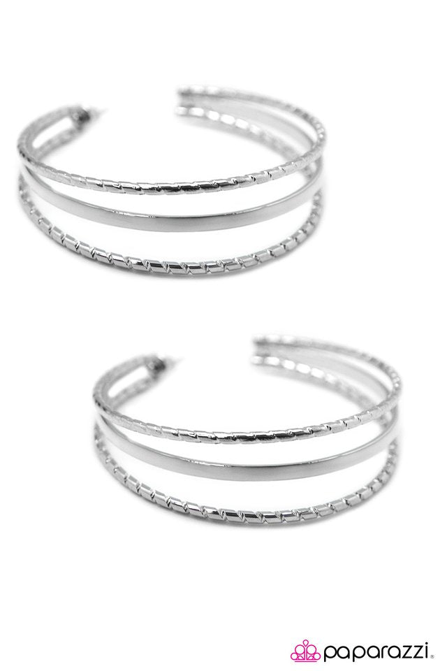 Paparazzi ♥ Its 5 O Clock Somewhere - White ♥ Earrings