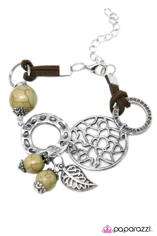 Paparazzi ♥ Country Girl - Green ♥ Bracelet