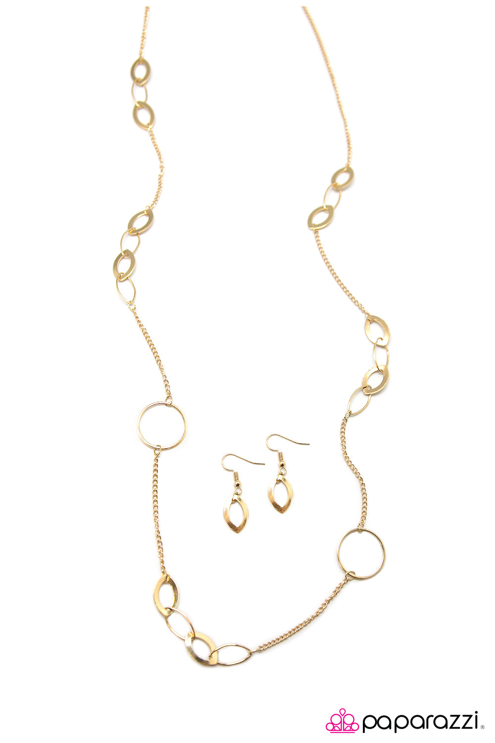 Paparazzi ♥ Bare Necessities - Gold ♥ Necklace