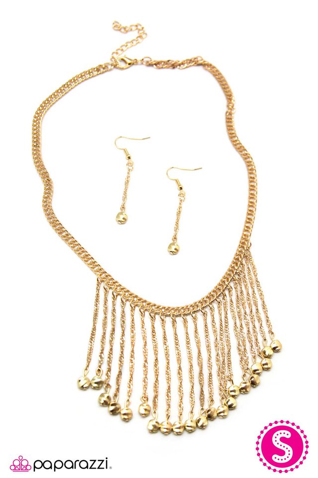 Paparazzi ♥ Hey, Jealousy - Gold ♥ Necklace