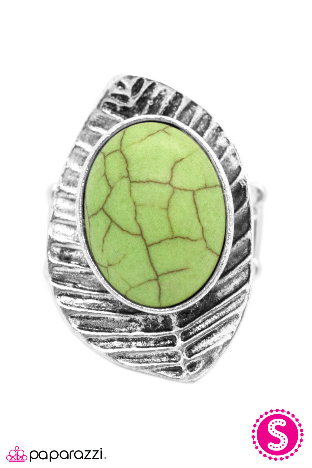 Paparazzi ♥ LEAF No Stone Unturned - Green ♥ Ring
