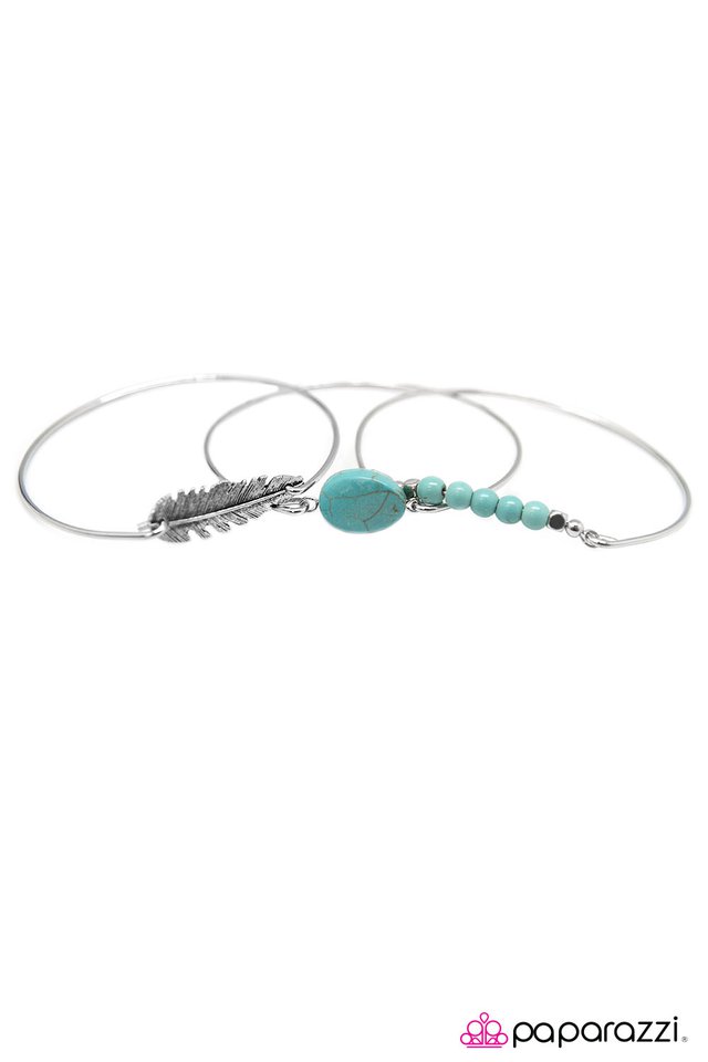 Paparazzi ♥ Catch A Tail Wind - Blue ♥ Bracelet