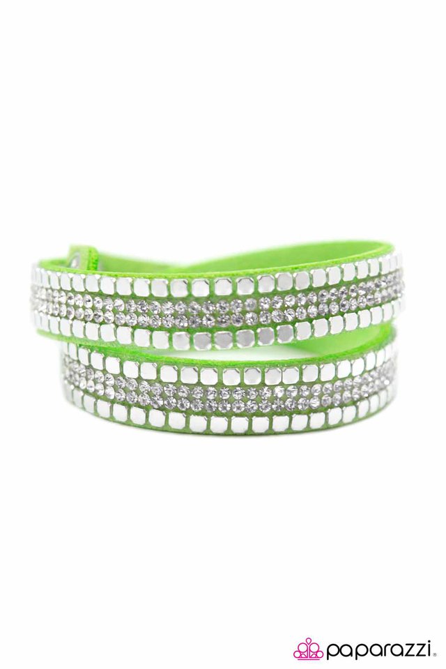 Paparazzi ♥ What Your Mama Gave You - Green ♥ Bracelet